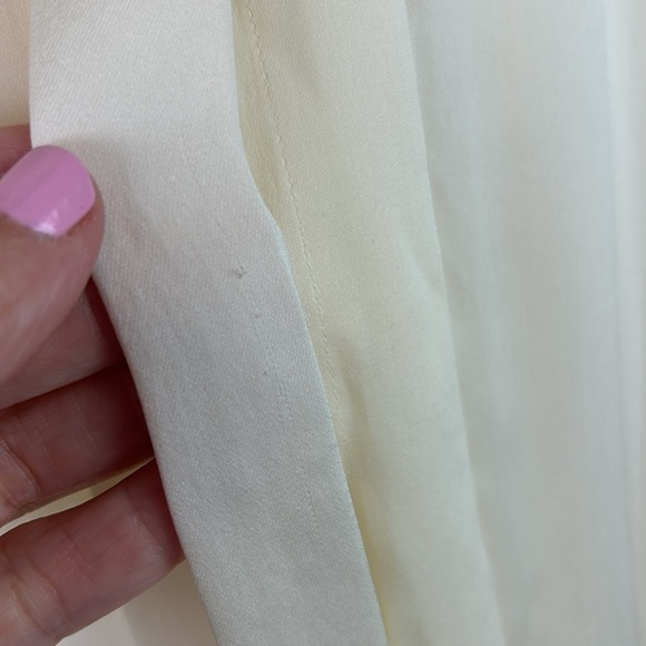 Lauren Ralph Lauren ruffle neck 💯 cream silk blouse button top 12 petite - Picture 7 of 7